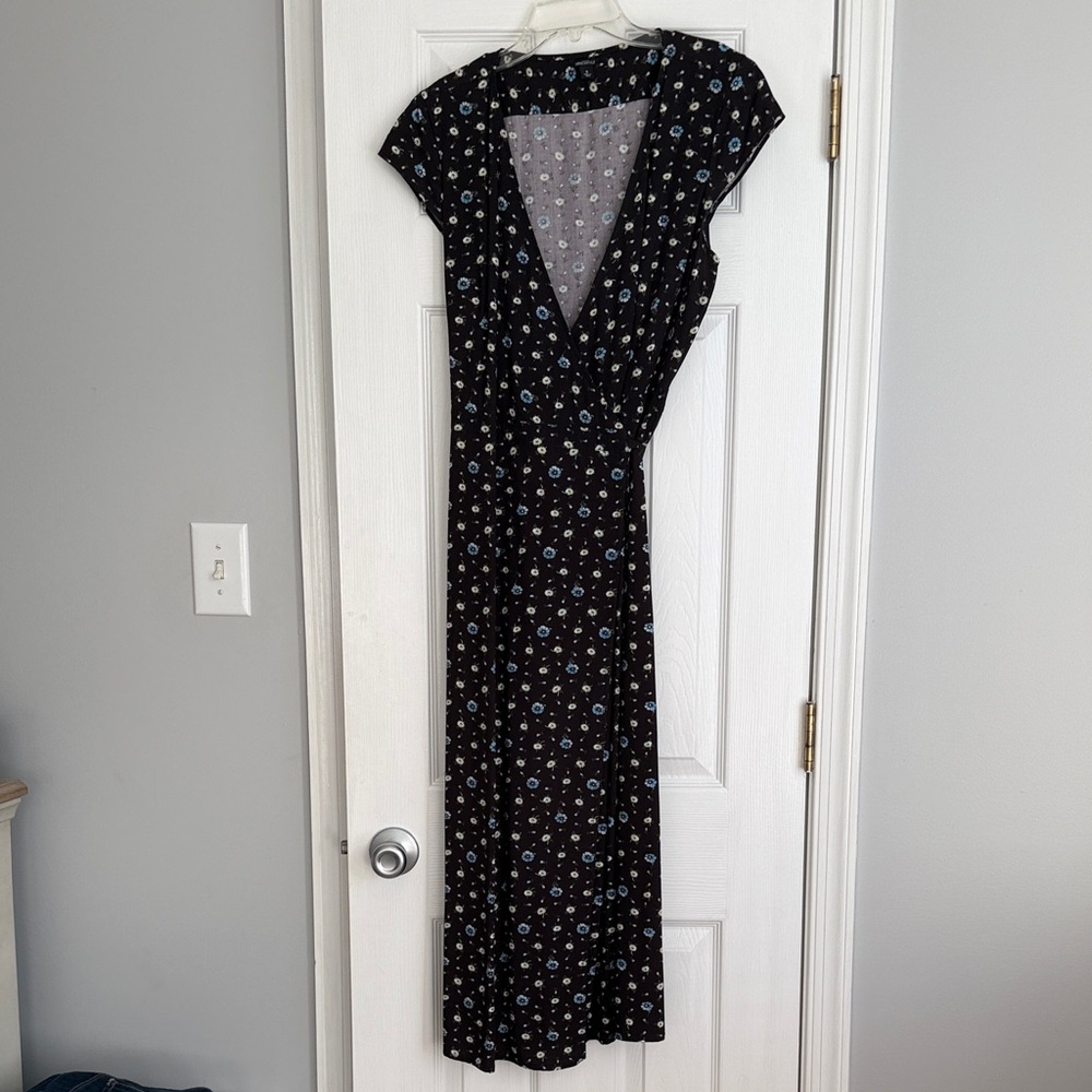 J. Crew Mercantile Black Floral Wrap Dress Size S